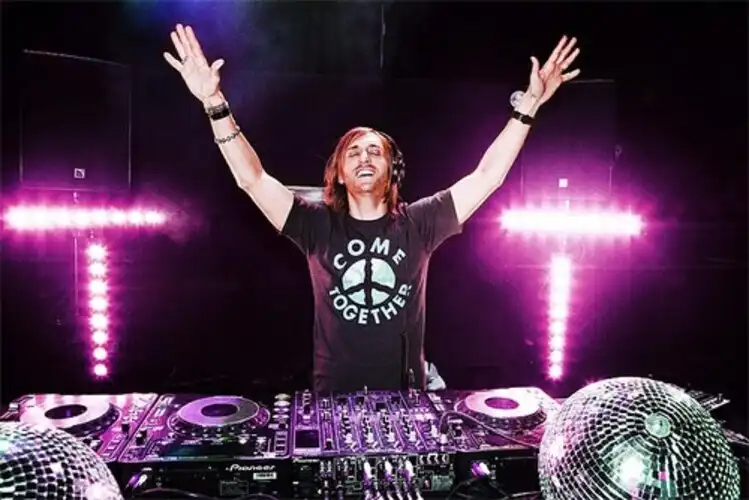 DAVID GUETTA 