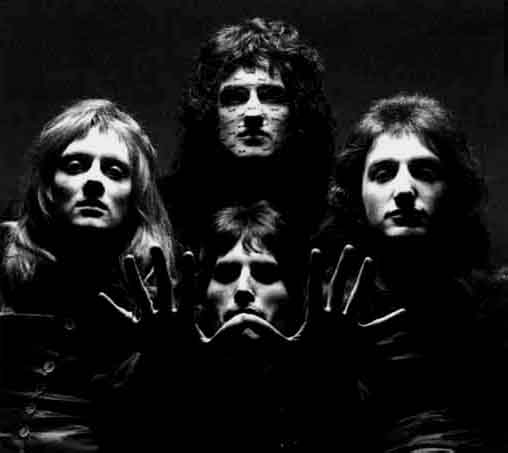 Queen - The Ultimate Best Of Queen